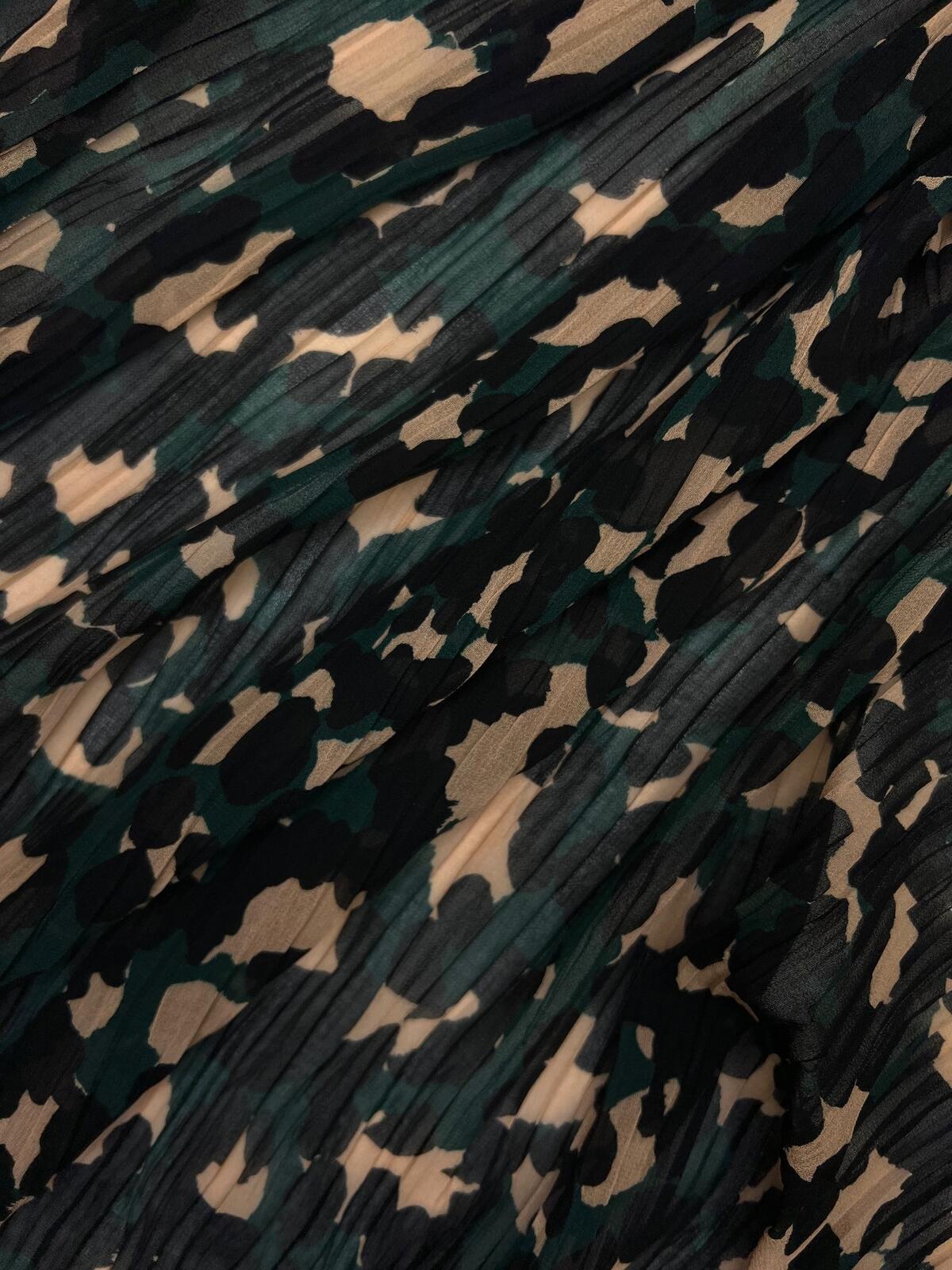 Ткань гофрированная Desigual, арт.: 433606 — ткань для платья купить | Ткани Италии