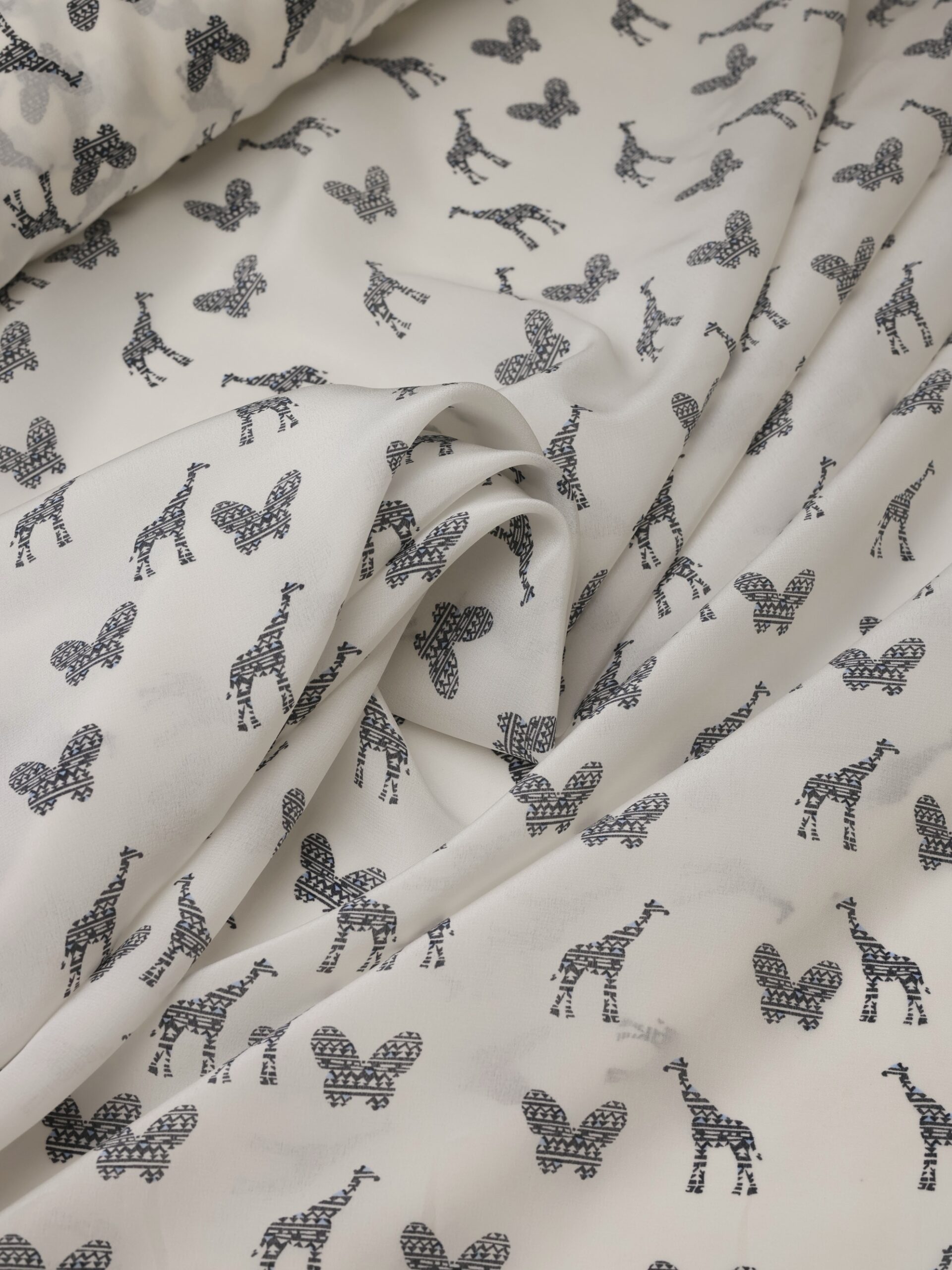 Крепдешин Max Mara, арт.: 441607 — ткань для платья купить, фото 5